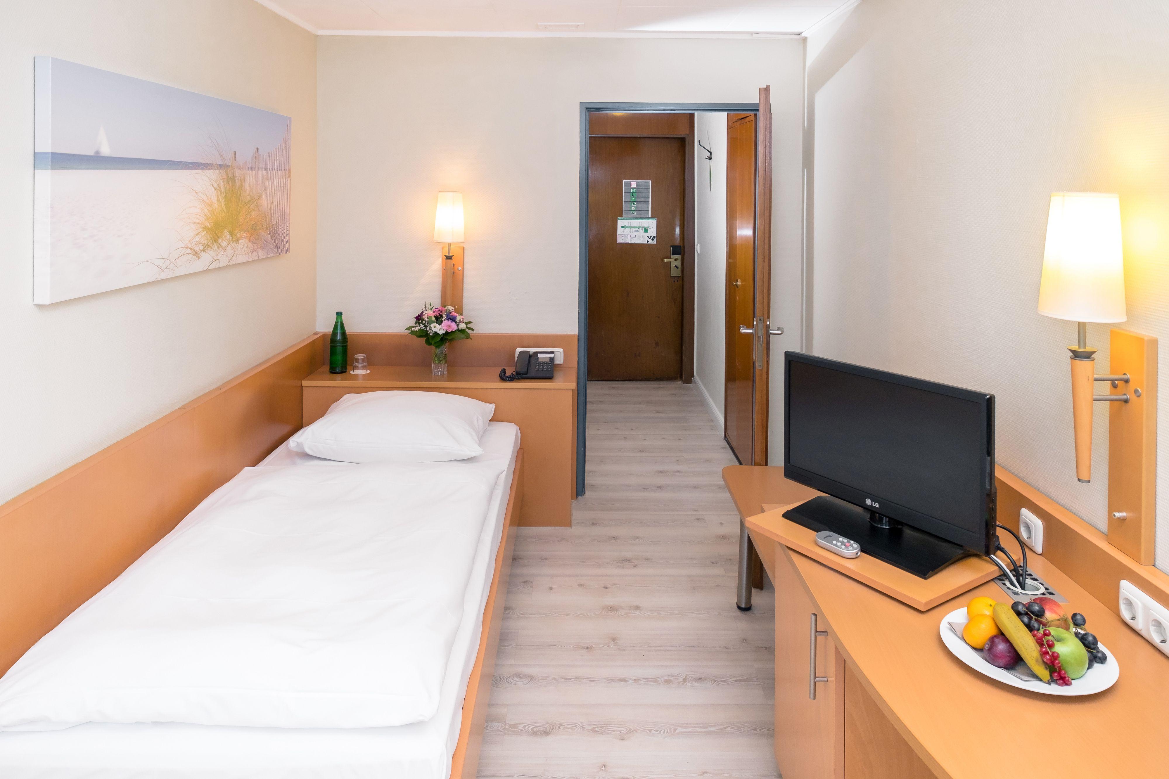 Hotel Astor Kiel By Campanile Ngoại thất bức ảnh