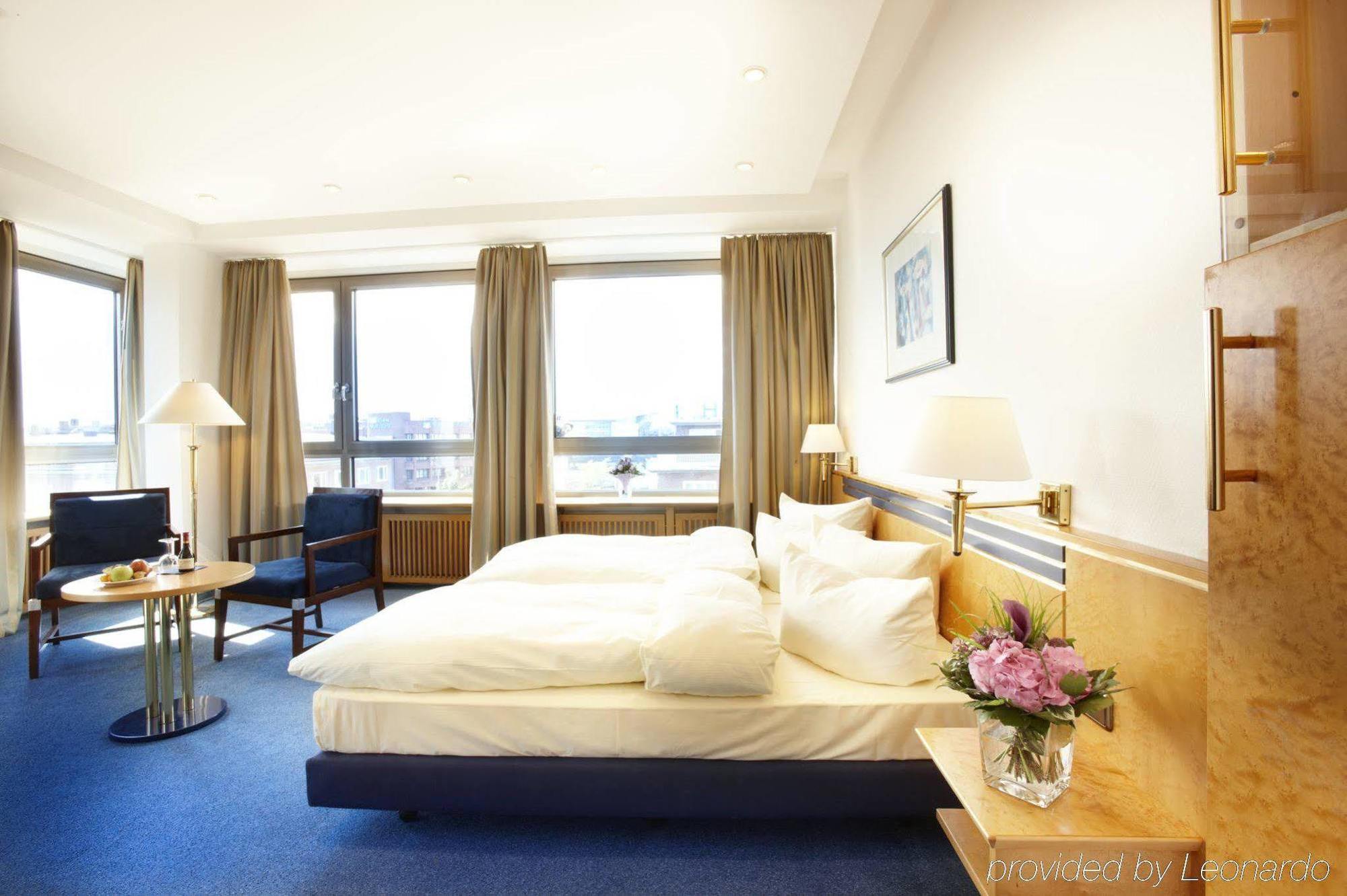 Hotel Astor Kiel By Campanile Ngoại thất bức ảnh